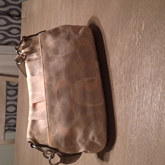 Coach Soho Shoulder Bag - Picture 3 of 11